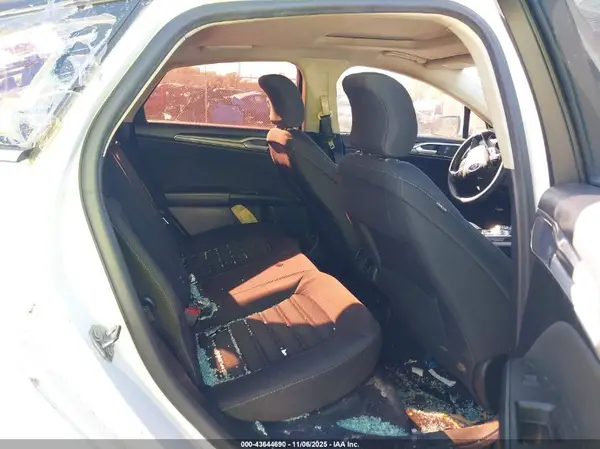 3FA6P0LU3KR120906 2019 FORD FUSION - Image 7