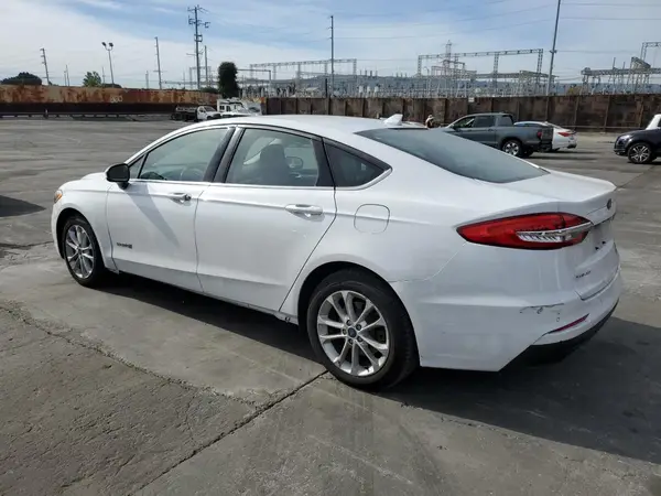 3FA6P0LU3KR124230 2019 FORD FUSION - Image 2