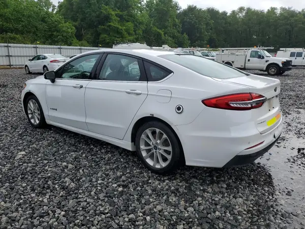 3FA6P0LU3KR124910 2019 FORD FUSION - Image 2