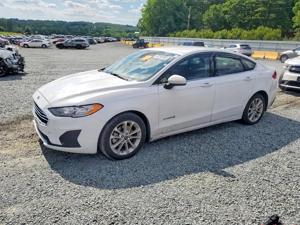 3FA6P0LU3KR137589 2019 FORD FUSION - Image 1
