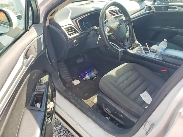 3FA6P0LU3KR137589 2019 FORD FUSION - Image 8