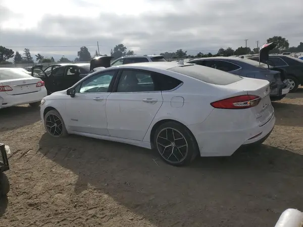 3FA6P0LU3KR137821 2019 FORD FUSION - Image 2
