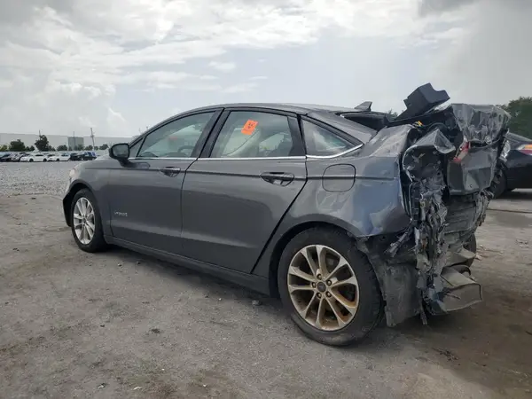 3FA6P0LU3KR140735 2019 FORD FUSION - Image 2