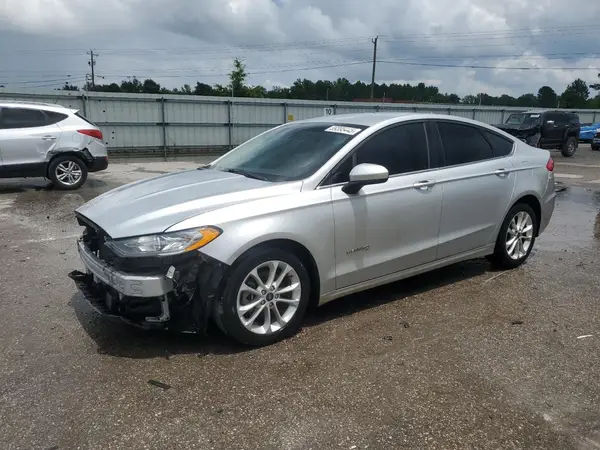 3FA6P0LU3KR152190 2019 FORD FUSION - Image 1