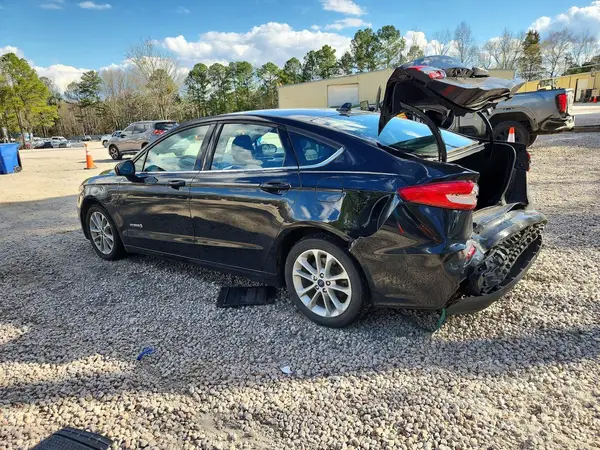 3FA6P0LU3KR153615 2019 FORD FUSION - Image 2