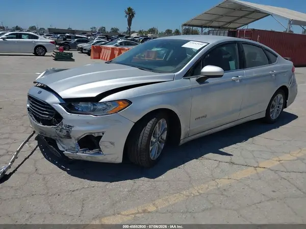 3FA6P0LU3KR174481 2019 FORD FUSION - Image 2