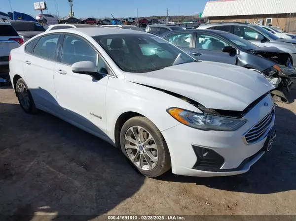 3FA6P0LU3KR180295 2019 FORD FUSION - Image 1