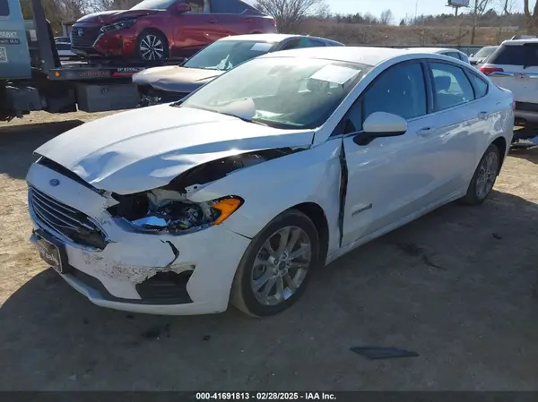 3FA6P0LU3KR180295 2019 FORD FUSION - Image 2