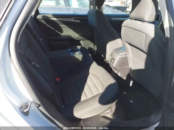 3FA6P0LU3KR180295 2019 FORD FUSION - Image 8