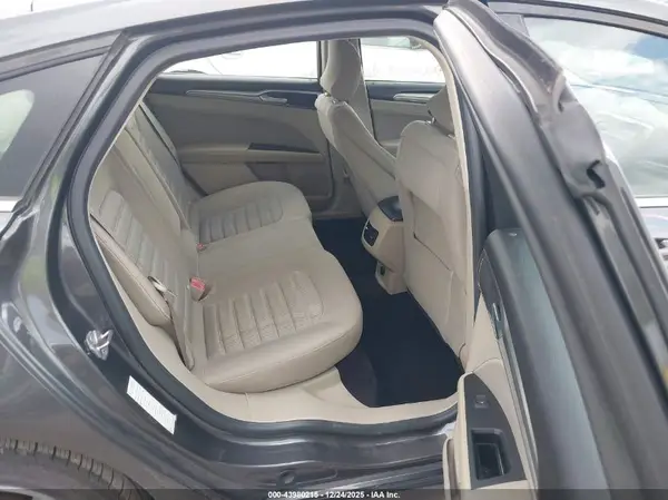 3FA6P0LU3KR187733 2019 FORD FUSION - Image 8