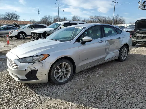 3FA6P0LU3KR188221 2019 FORD FUSION - Image 1