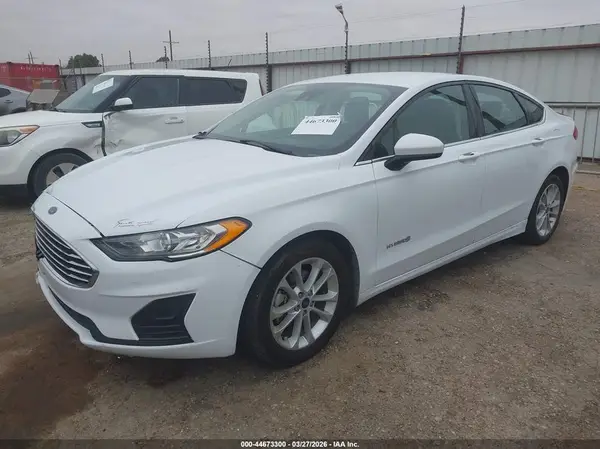 3FA6P0LU3KR189949 2019 FORD FUSION - Image 2