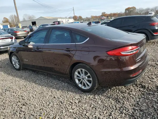 3FA6P0LU3KR192642 2019 FORD FUSION - Image 2
