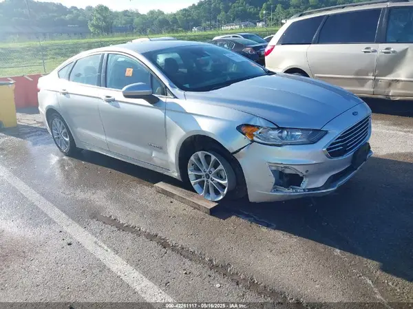 3FA6P0LU3KR199154 2019 FORD FUSION - Image 1
