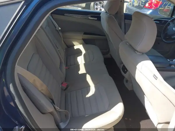 3FA6P0LU3KR204076 2019 FORD FUSION - Image 8