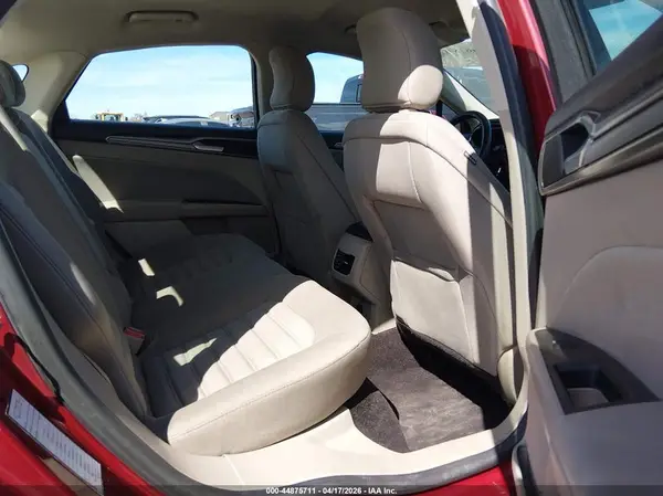 3FA6P0LU3KR205874 2019 FORD FUSION - Image 8