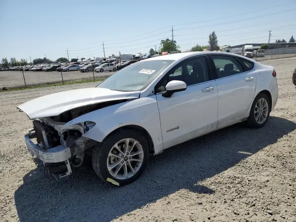 3FA6P0LU3KR206796 2019 FORD FUSION - Image 1