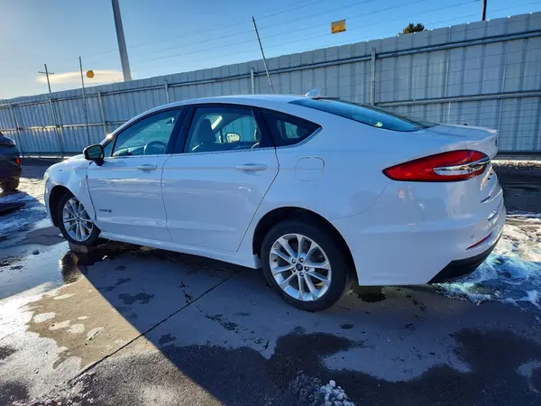 3FA6P0LU3KR207933 2019 FORD FUSION - Image 2