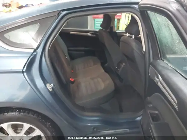 3FA6P0LU3KR214865 2019 FORD FUSION - Image 8