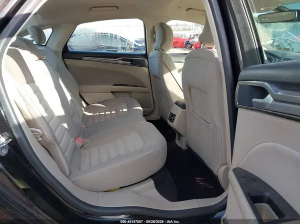 3FA6P0LU3KR222075 2019 FORD FUSION - Image 8