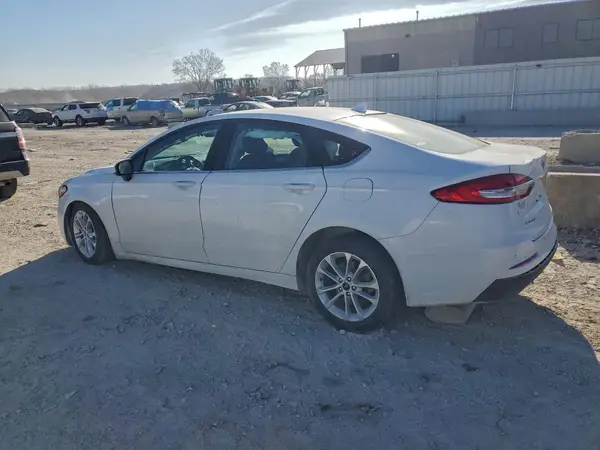 3FA6P0LU3KR224943 2019 FORD FUSION - Image 2