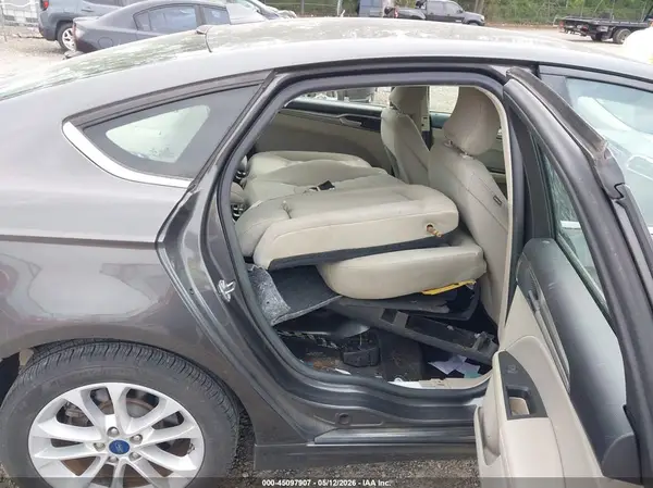 3FA6P0LU3KR226398 2019 FORD FUSION - Image 8