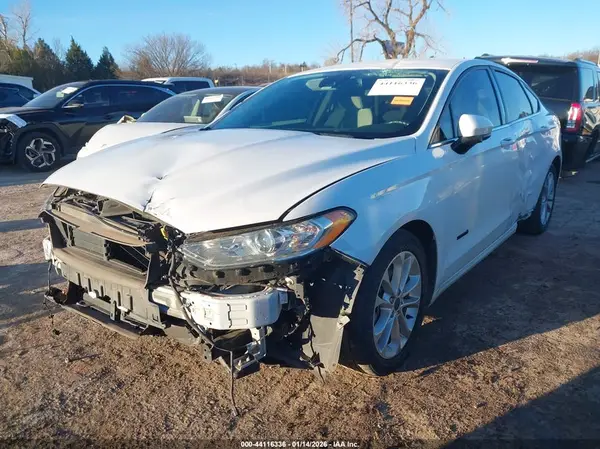 3FA6P0LU3KR240575 2019 FORD FUSION - Image 2