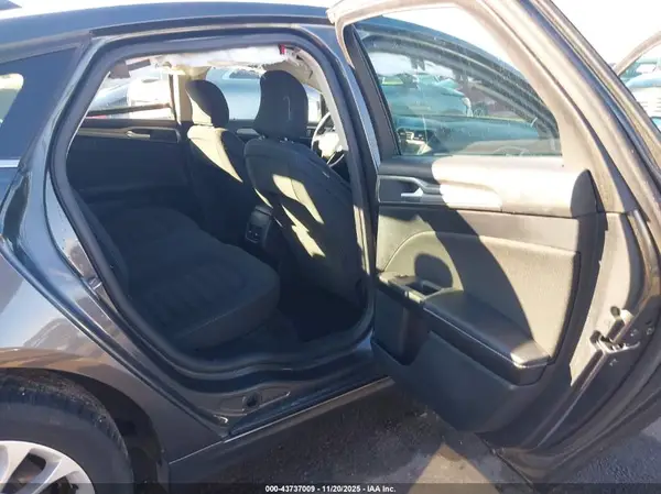 3FA6P0LU3KR255352 2019 FORD FUSION - Image 8
