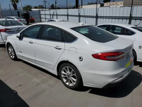 3FA6P0LU3KR263953 2019 FORD FUSION - Image 2