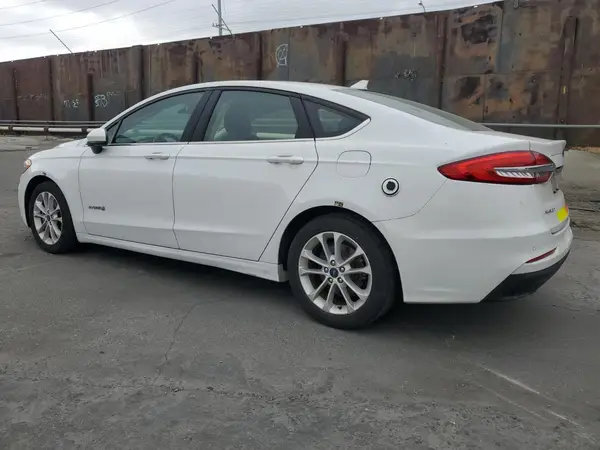3FA6P0LU3KR264004 2019 FORD FUSION - Image 2