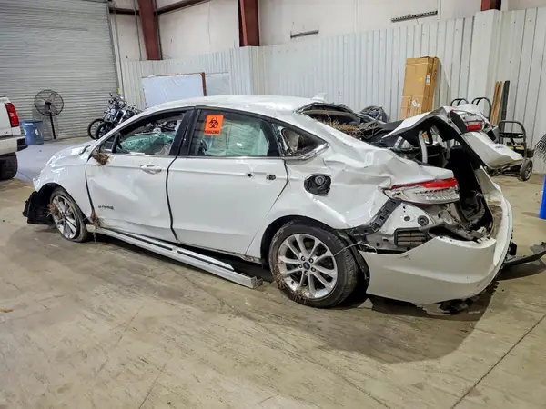 3FA6P0LU3KR274399 2019 FORD FUSION - Image 2
