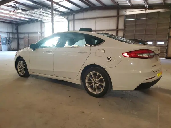 3FA6P0LU3LR119093 2020 FORD FUSION - Image 2