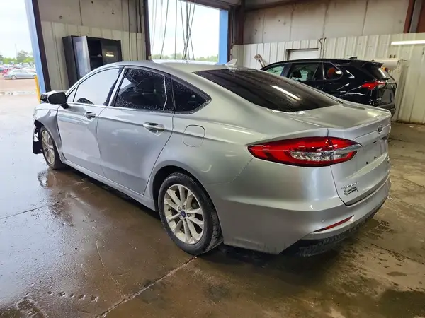 3FA6P0LU3LR162414 2020 FORD FUSION - Image 2