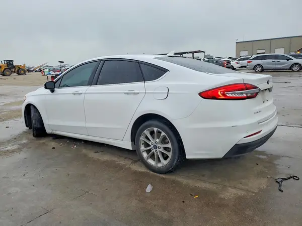 3FA6P0LU3LR191718 2020 FORD FUSION - Image 2