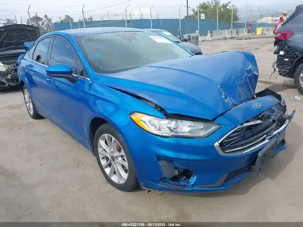 3FA6P0LU3LR233370 2020 FORD FUSION - Image 1