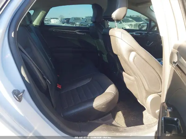 3FA6P0LU4GR104480 2016 FORD FUSION - Image 8