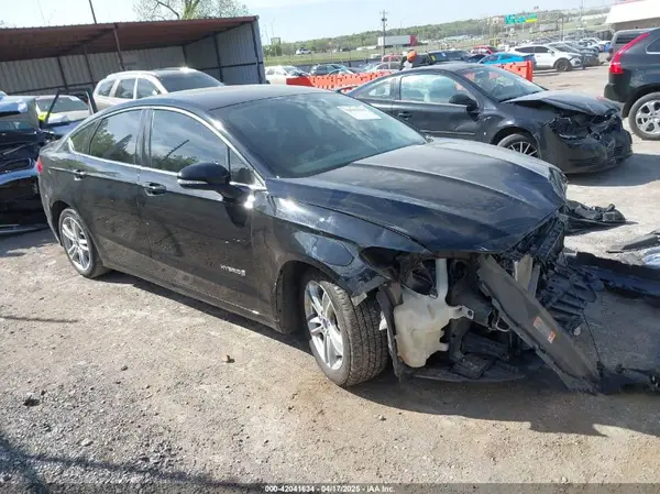 3FA6P0LU4GR204062 2016 FORD FUSION - Image 1