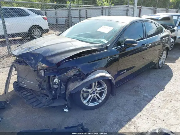 3FA6P0LU4GR204062 2016 FORD FUSION - Image 2