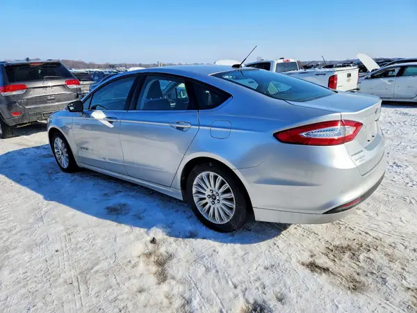 3FA6P0LU4GR250779 2016 FORD FUSION - Image 2