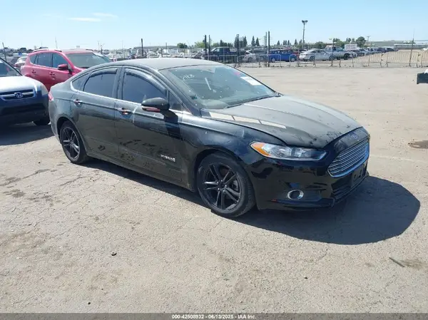 3FA6P0LU4GR260180 2016 FORD FUSION - Image 1