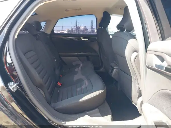 3FA6P0LU4GR260180 2016 FORD FUSION - Image 8