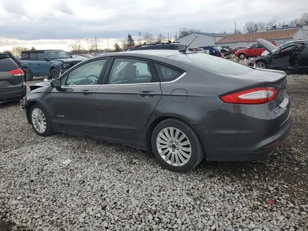 3FA6P0LU4GR285807 2016 FORD FUSION - Image 2