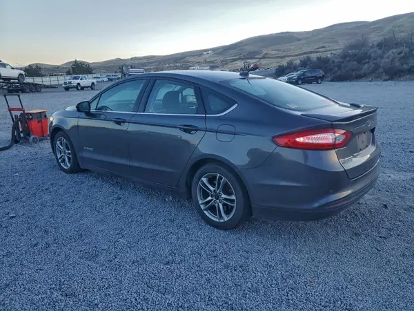 3FA6P0LU4GR341602 2016 FORD FUSION - Image 2