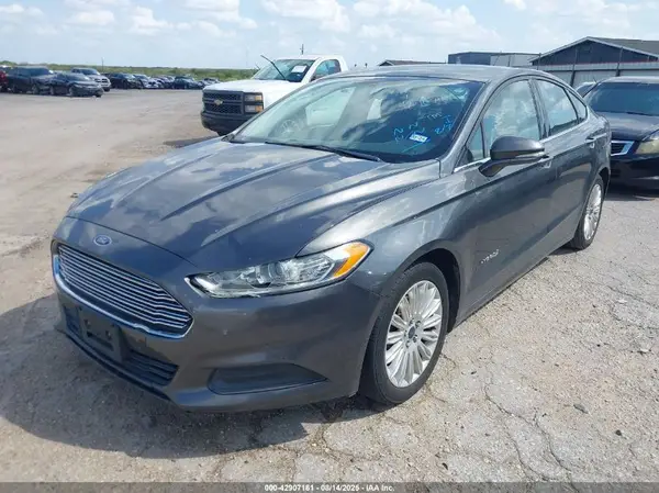 3FA6P0LU4GR345570 2016 FORD FUSION - Image 2
