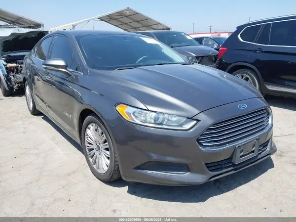 3FA6P0LU4GR397653 2016 FORD FUSION - Image 1