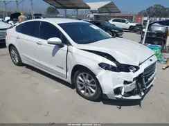 3FA6P0LU4HR217606 2017 FORD FUSION