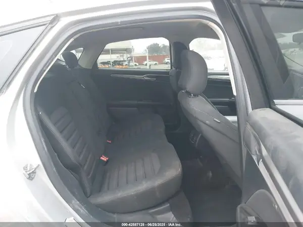 3FA6P0LU4HR218013 2017 FORD FUSION - Image 8