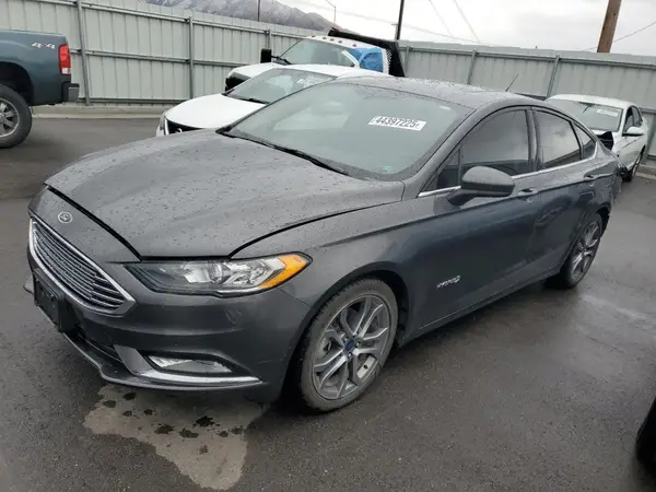 3FA6P0LU4HR224068 2017 FORD FUSION - Image 1