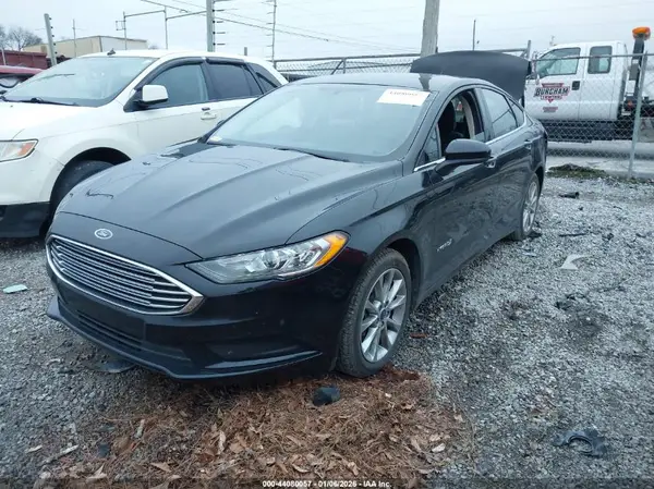 3FA6P0LU4HR234552 2017 FORD FUSION - Image 2