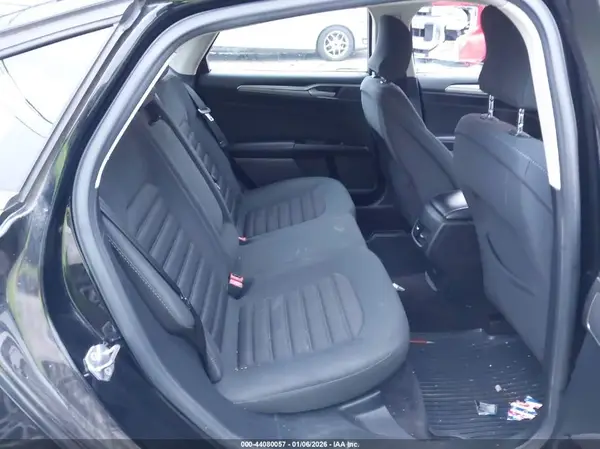 3FA6P0LU4HR234552 2017 FORD FUSION - Image 8